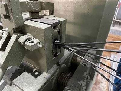 Automatinė plieno vielos ruožo aparatas